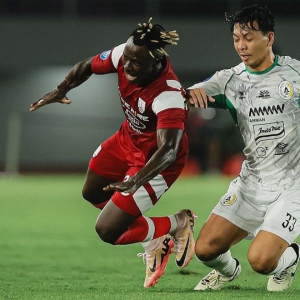 pss-sleman-menaklukkan-persis-solo-dengan-skor-menggembirakan-0-2