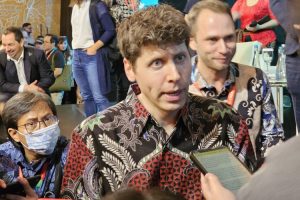 sam-altman-diduga-menghabiskan-jutaan-dolar-dan-saham-openai-untuk-membeli-satu-url