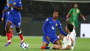 prancis-tundukkan-italia-3-1-kesalahan-vicario-di-bola-mati-jadi-penentu