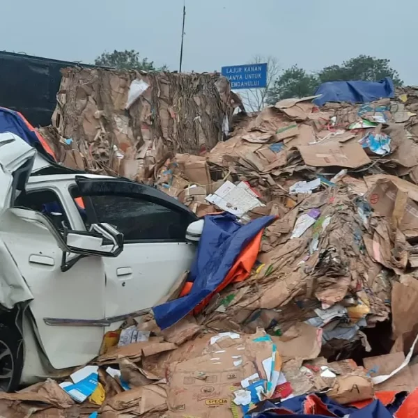 Kecelakaan Maut di Tol Cipularang: 28 Korban Dirawat di RS Abdul Radjak