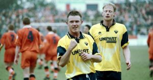 menghormati-joey-beauchamp-oxford-united-vs-portsmouth-dalam-kesedihan