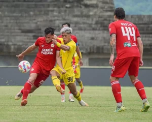 barito-putera-menang-dramatis-2-1-atas-semen-padang-matias-mier-cetak-gol-kilat-28-detik